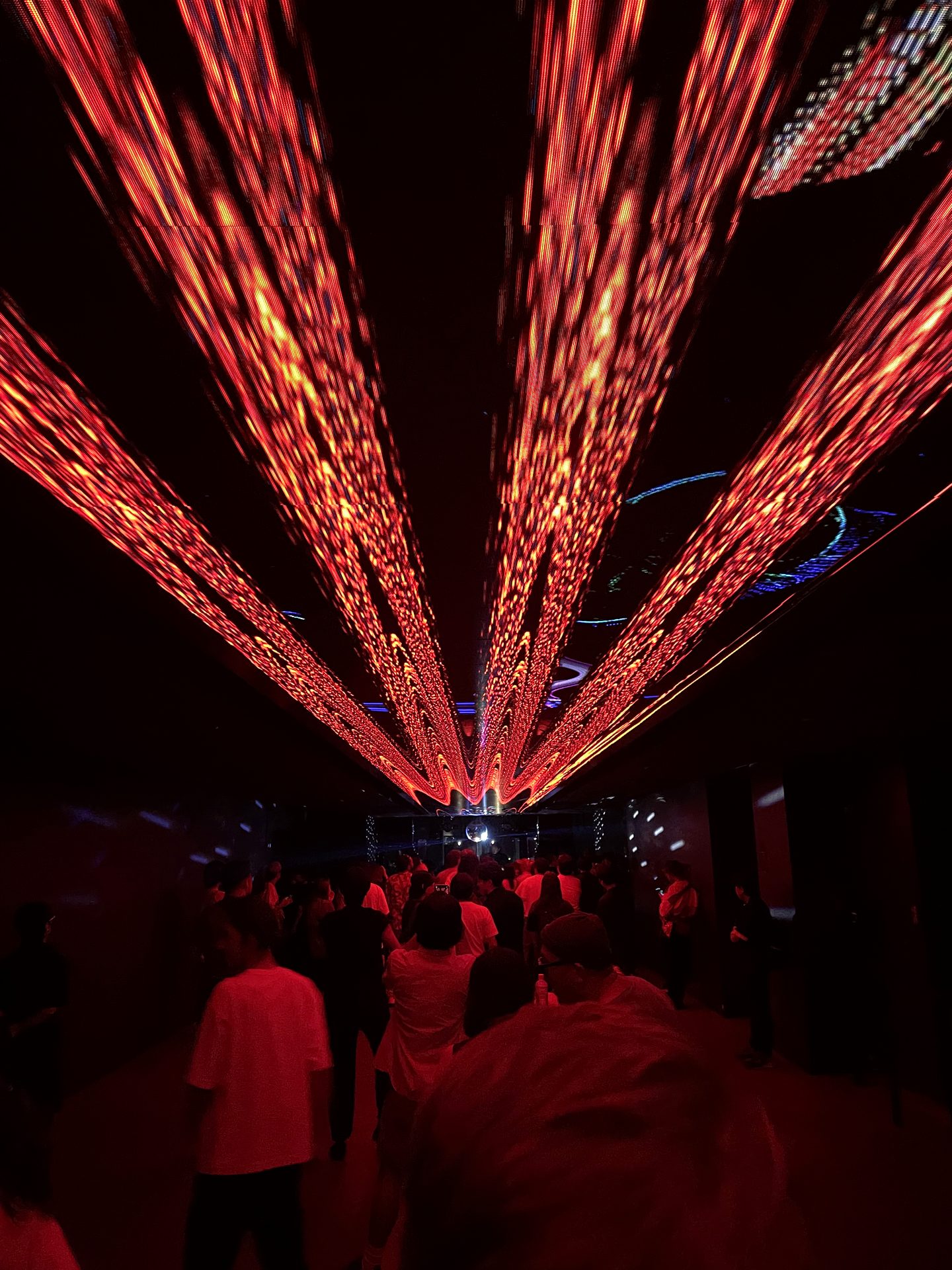 Red lasers over the dance floor